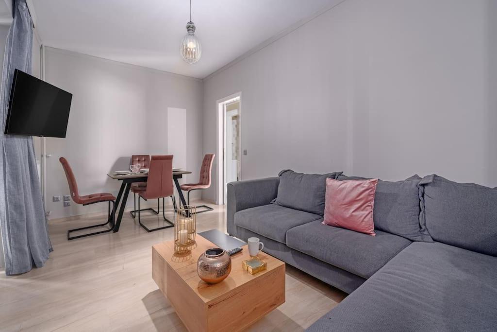 Peaceful 2 Bedroom In Glyfada Center Athen Eksteriør bilde