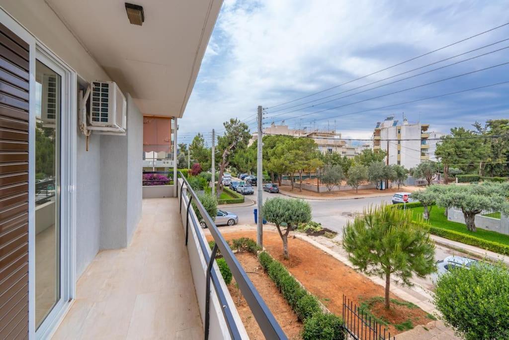 Peaceful 2 Bedroom In Glyfada Center Athen Eksteriør bilde